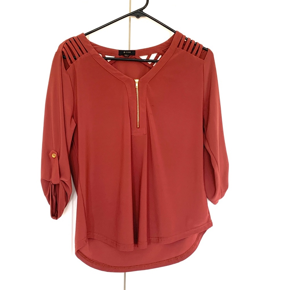 💕 Mine burnt orange blouse